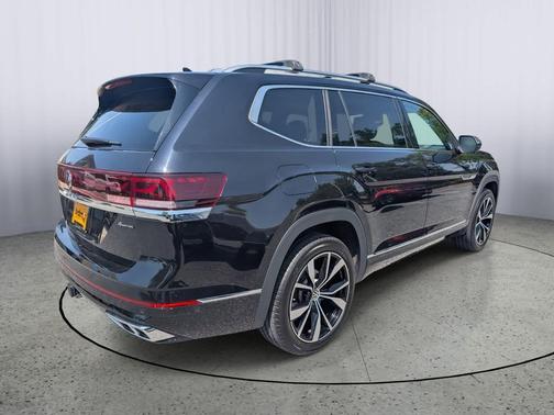 Deep Black Pearl 2025 Volkswagen Atlas 2.0T SEL Premium R-Line 4MOTION
