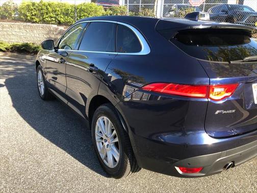 2017 Jaguar F-PACE 35t Prestige