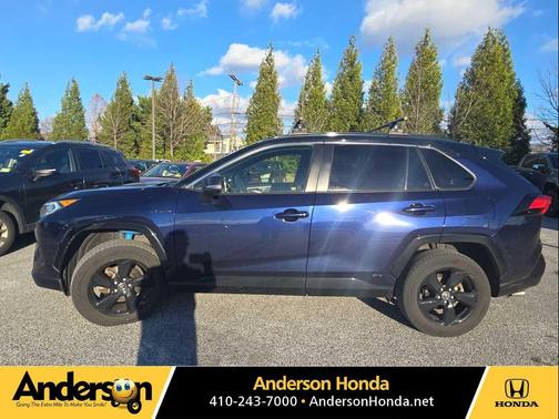 2019 Toyota RAV4 Hybrid SE