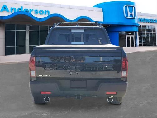 Crystal Black Pearl 2026 Honda Ridgeline RTL