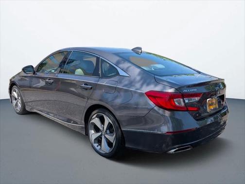2019 Honda Accord Touring 2.0T