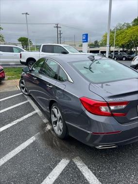 2019 Honda Accord Touring 2.0T