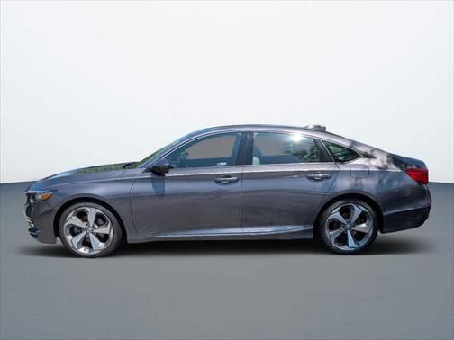 2019 Honda Accord Touring 2.0T