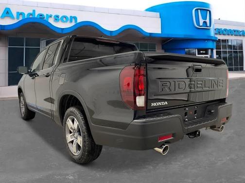 Crystal Black Pearl 2026 Honda Ridgeline RTL