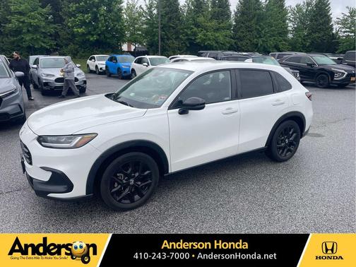Platinum White Pearl 2024 Honda HR-V Sport