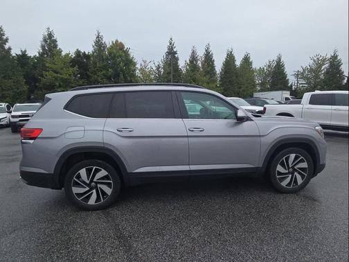 2024 Volkswagen Atlas 2.0T SE w/Technology 4MOTION
