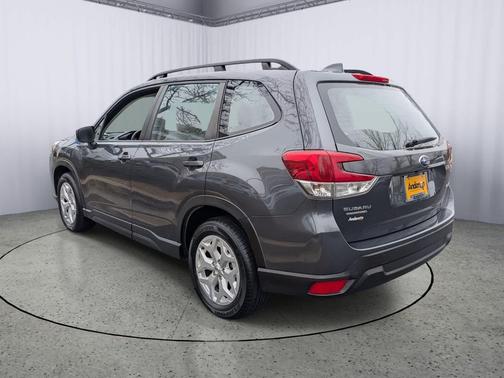 2023 Subaru Forester Base
