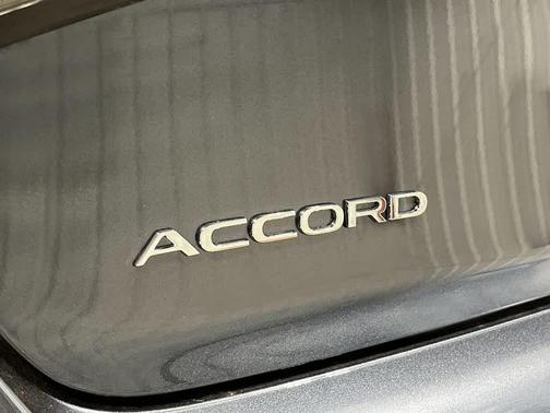 Meteorite Gray Metallic 2026 Honda Accord SE
