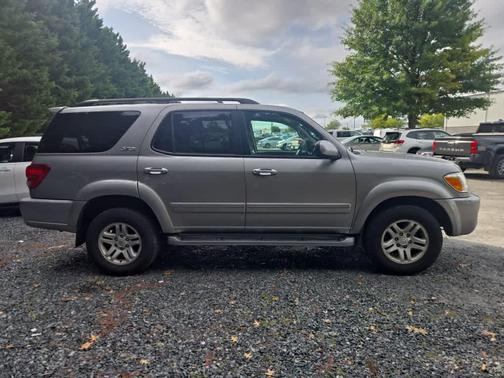 Silver Sky Metallic 2005 Toyota Sequoia SR5