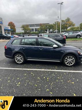 2017 Volkswagen Golf Alltrack TSI S
