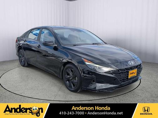 2022 Hyundai ELANTRA SEL