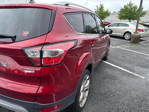 Ruby Red Metallic Tinted Clearcoat 2018 Ford Escape Titanium