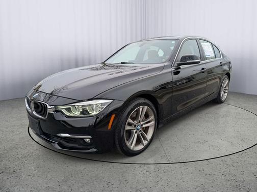 Black Sapphire Metallic 2017 BMW 340 xDrive