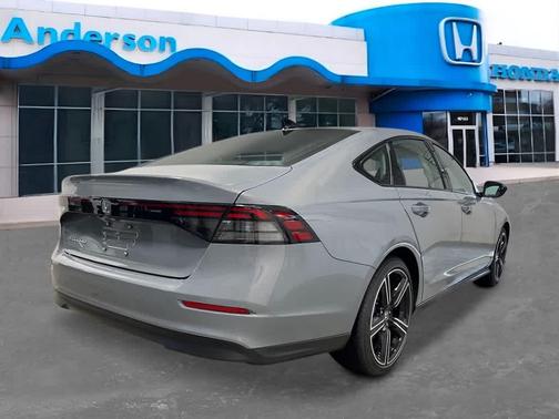 Urban Gray Pearl 2026 Honda Accord SE