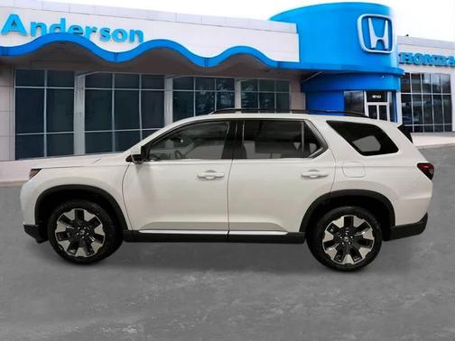 Platinum White Pearl 2026 Honda Pilot Touring 8-Passenger