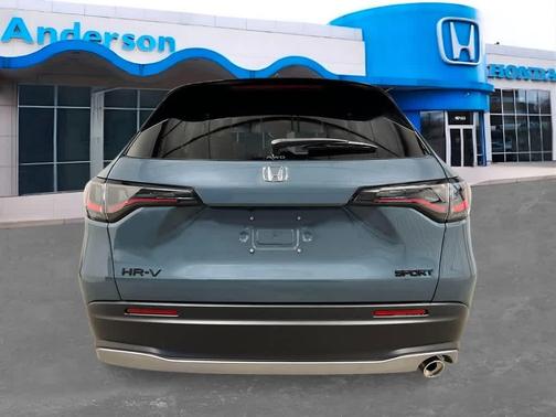 Nordic Forest Pearl 2027 Honda HR-V Sport