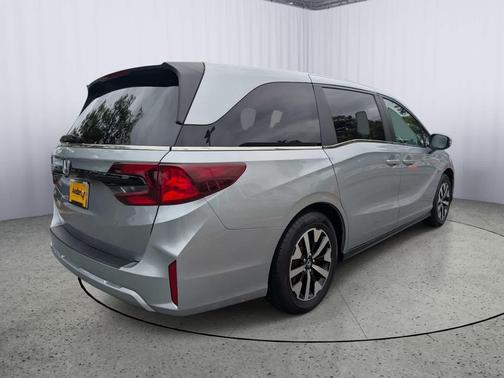 Smoke Blue Pearl 2025 Honda Odyssey EX-L