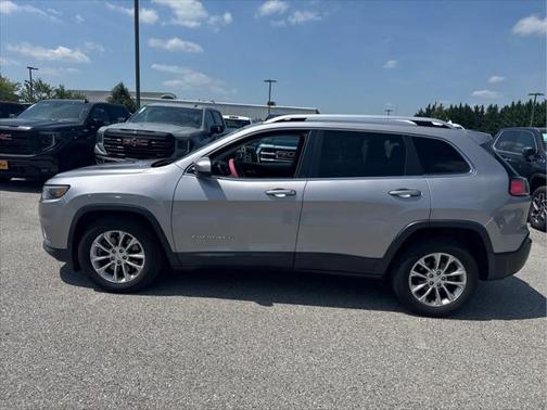 2019 Jeep Cherokee Latitude