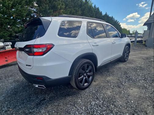 Platinum White Pearl 2025 Honda Pilot Sport