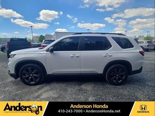Platinum White Pearl 2025 Honda Pilot Sport