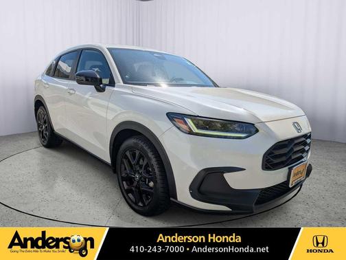 Platinum White Pearl 2023 Honda HR-V AWD Sport