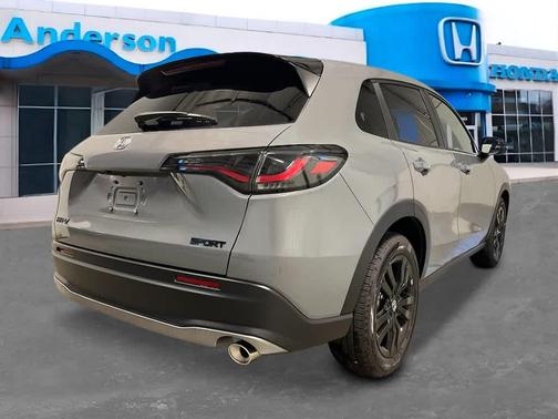 Urban Gray Pearl 2027 Honda HR-V Sport