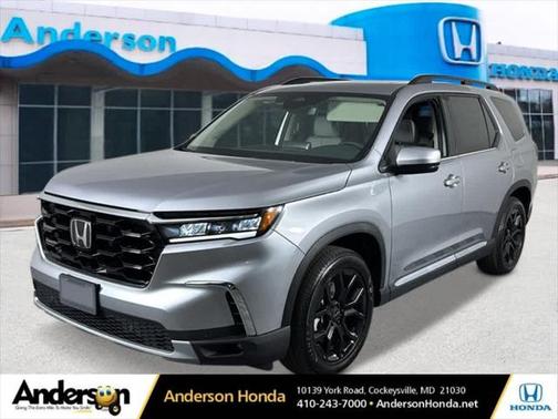 2025 Honda Pilot Touring 8-Passenger