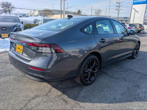 2025 Honda Accord Sport SE 1.5T