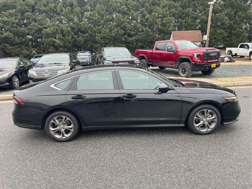 2024 Honda Accord EX 1.5T