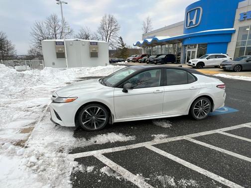 2020 Toyota Camry XSE