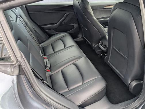 2023 Tesla Model 3 Standard Range