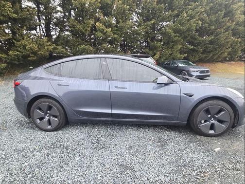 2023 Tesla Model 3 Standard Range