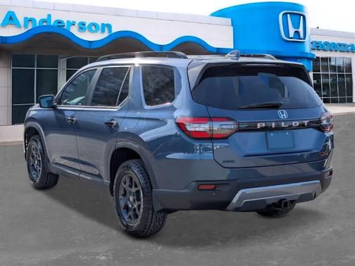 Smoke Blue Pearl 2026 Honda Pilot TrailSport
