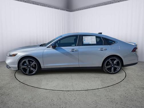 2025 Honda Accord Hybrid Base