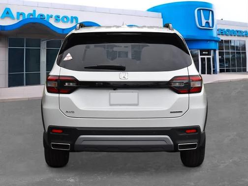 2025 Honda Pilot Touring 8-Passenger