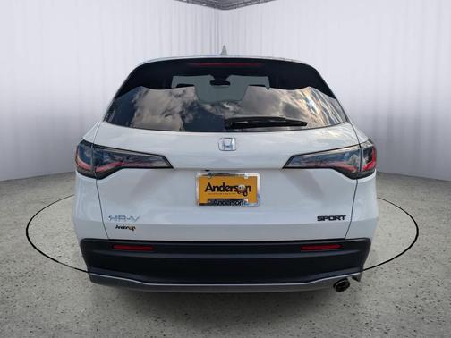 Platinum White Pearl 2023 Honda HR-V AWD Sport