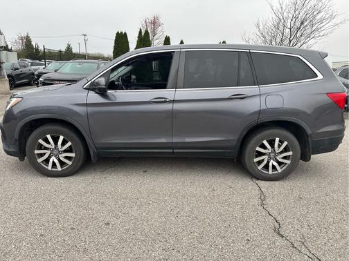Modern Steel Metallic 2019 Honda Pilot EX-L