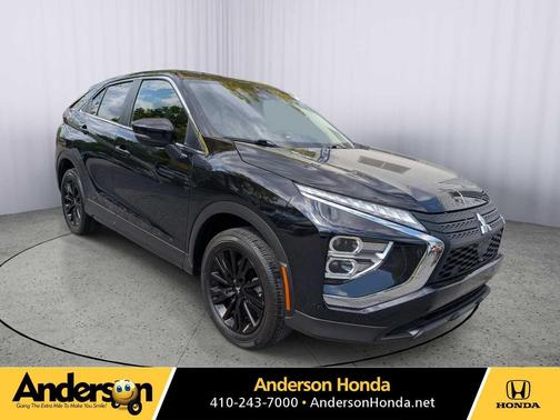 Labrador Black Pearl 2024 Mitsubishi Eclipse Cross LE