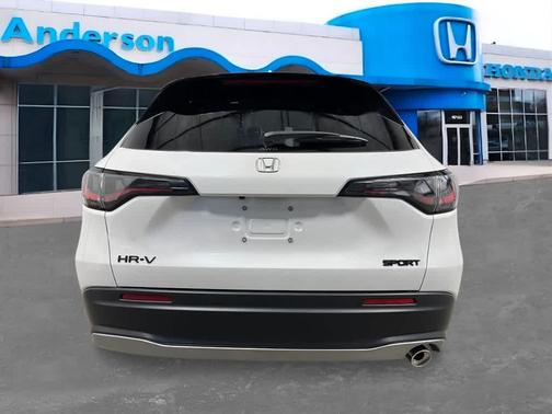 Platinum White Pearl 2026 Honda HR-V AWD Sport