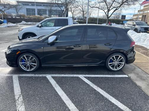 2024 Volkswagen Golf R 2.0T Manual