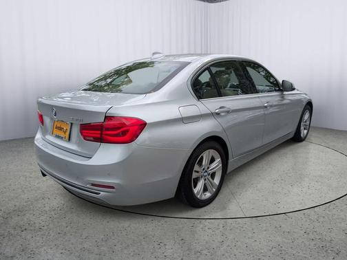 Platinum Silver Metallic 2017 BMW 330 330i
