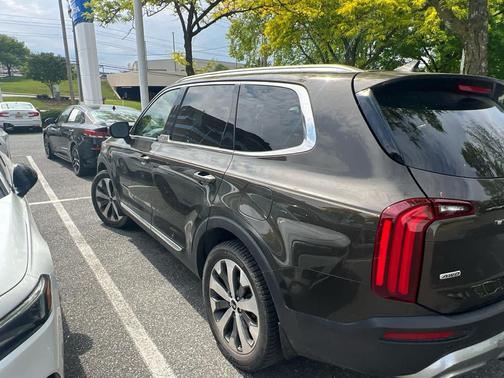 Dark Moss 2021 Kia Telluride EX