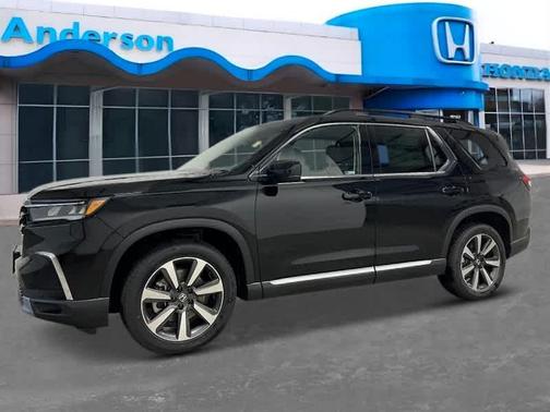 2025 Honda Pilot Touring 8-Passenger