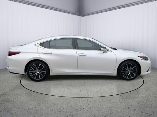 2024 Lexus ES 350 Base