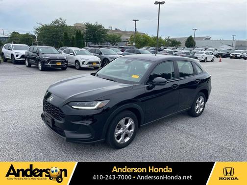 Crystal Black Pearl 2024 Honda HR-V LX