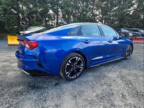 Sapphire Blue 2022 Kia K5 GT-Line