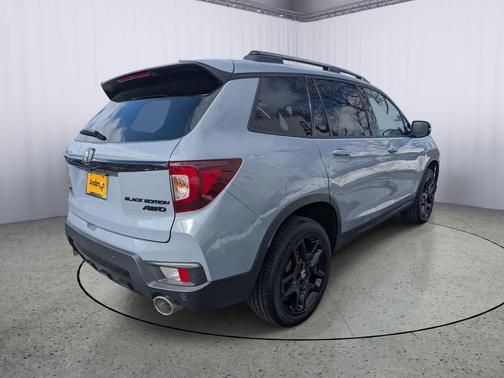 2025 Honda Passport AWD Black