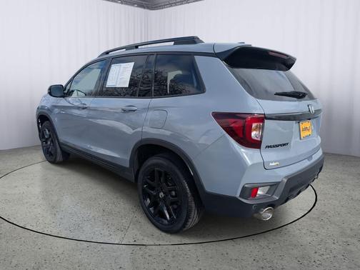 2025 Honda Passport AWD Black