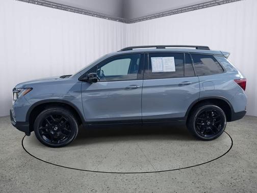 2025 Honda Passport AWD Black
