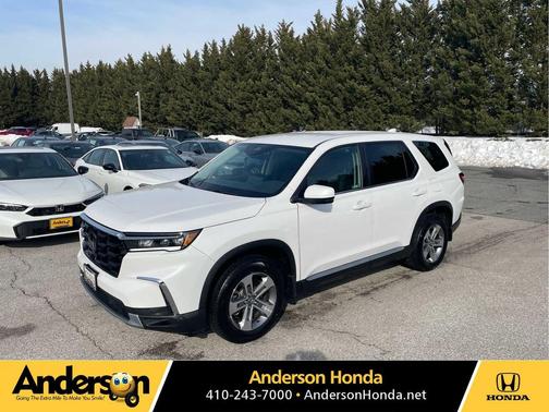 2023 Honda Pilot AWD EX-L 8 Passenger